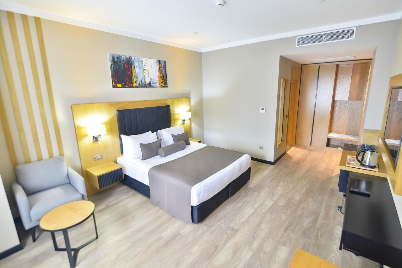 איסטמבול Serenity Comfort Hotel מראה חיצוני תמונה