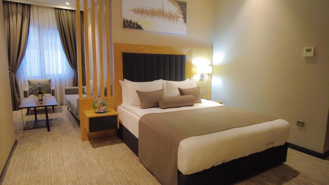 איסטמבול Serenity Comfort Hotel מראה חיצוני תמונה