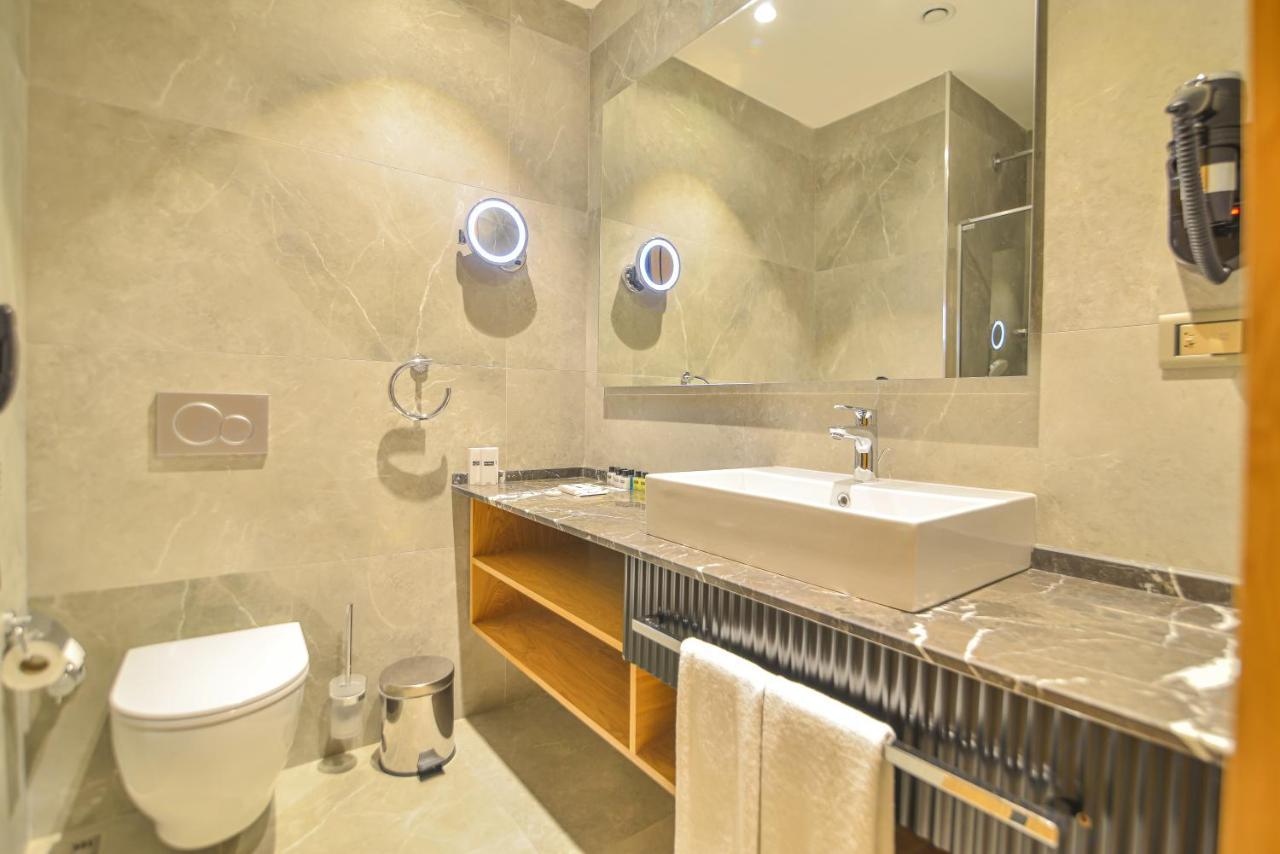 איסטמבול Serenity Comfort Hotel מראה חיצוני תמונה